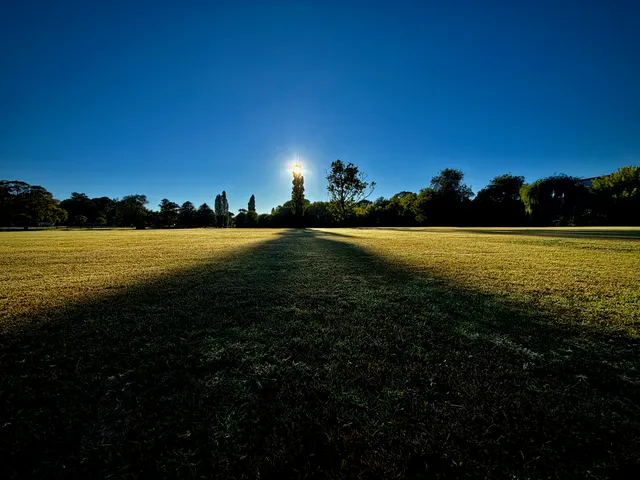 The morning sun shines across one of the many parks in Armidale, NSW